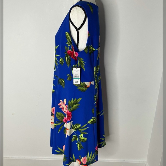Jessica Howard Women's Floral Fit to Flare Dress - Picture 3 of 7